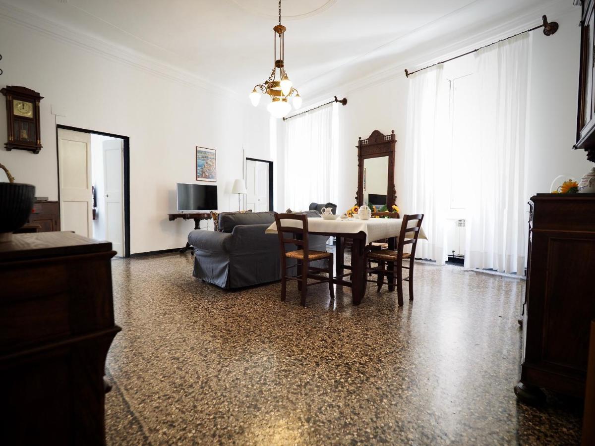 Ferienwohnung Dimora Sarzano Acquario - Genovabnb It Exterior foto